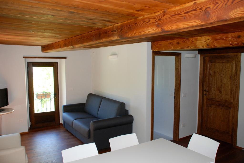 Il Borgo Antico Apartment Cadarese Ngoại thất bức ảnh