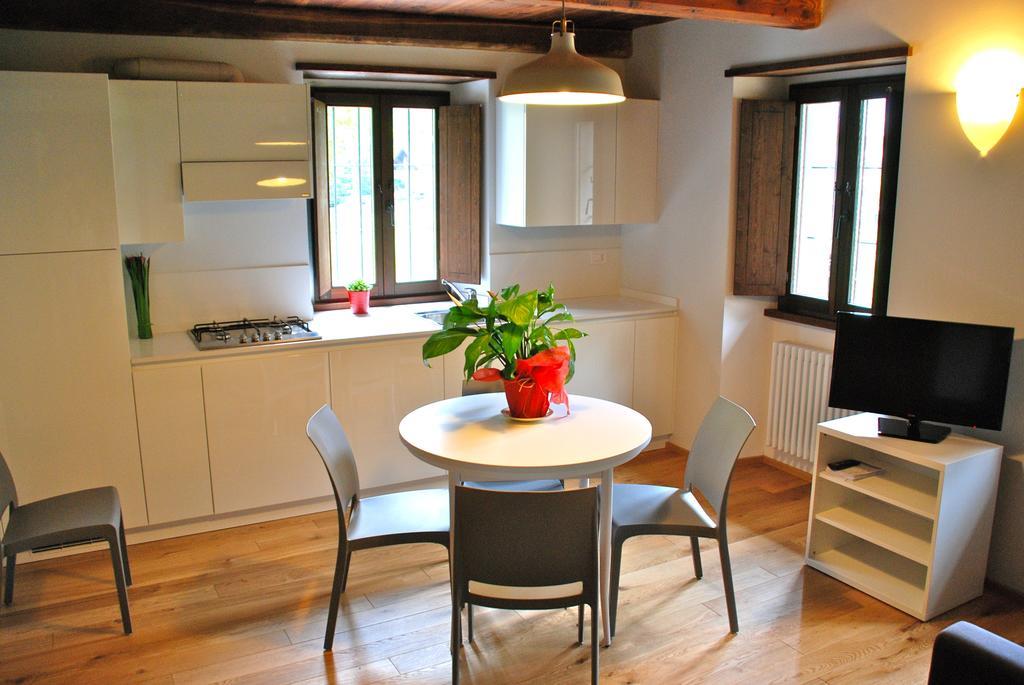 Il Borgo Antico Apartment Cadarese Ngoại thất bức ảnh
